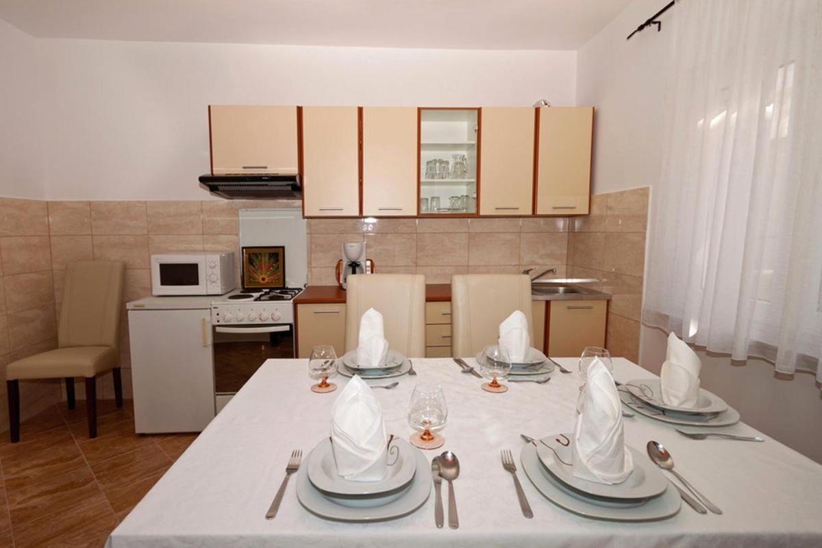Apartments With A Parking Space Split - 11518 Room photo